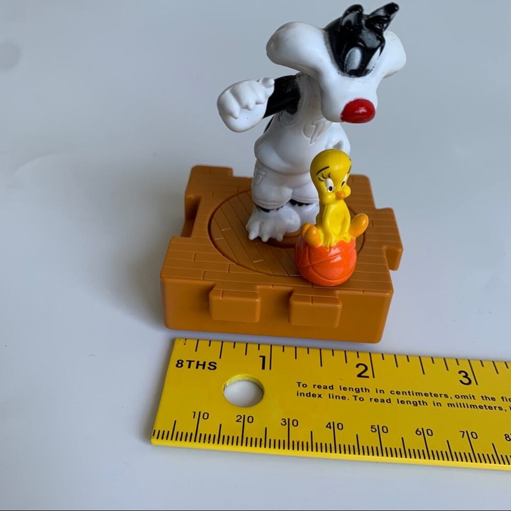 NEW 1996 Space Jam Silvestre & Tweety - Picture 6 of 8
